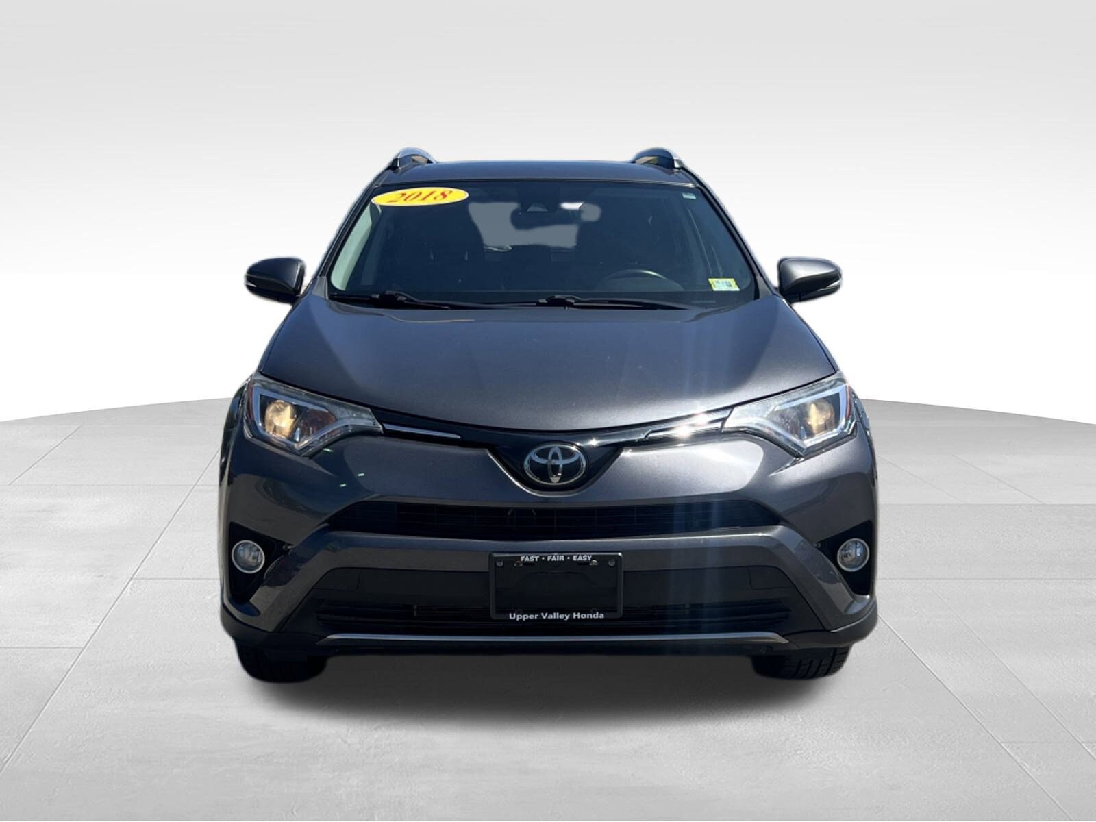 2018 Toyota RAV4 XLE photo 2