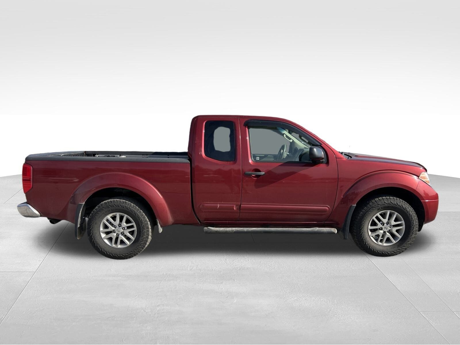2015 Nissan Frontier King Cab SV photo 4