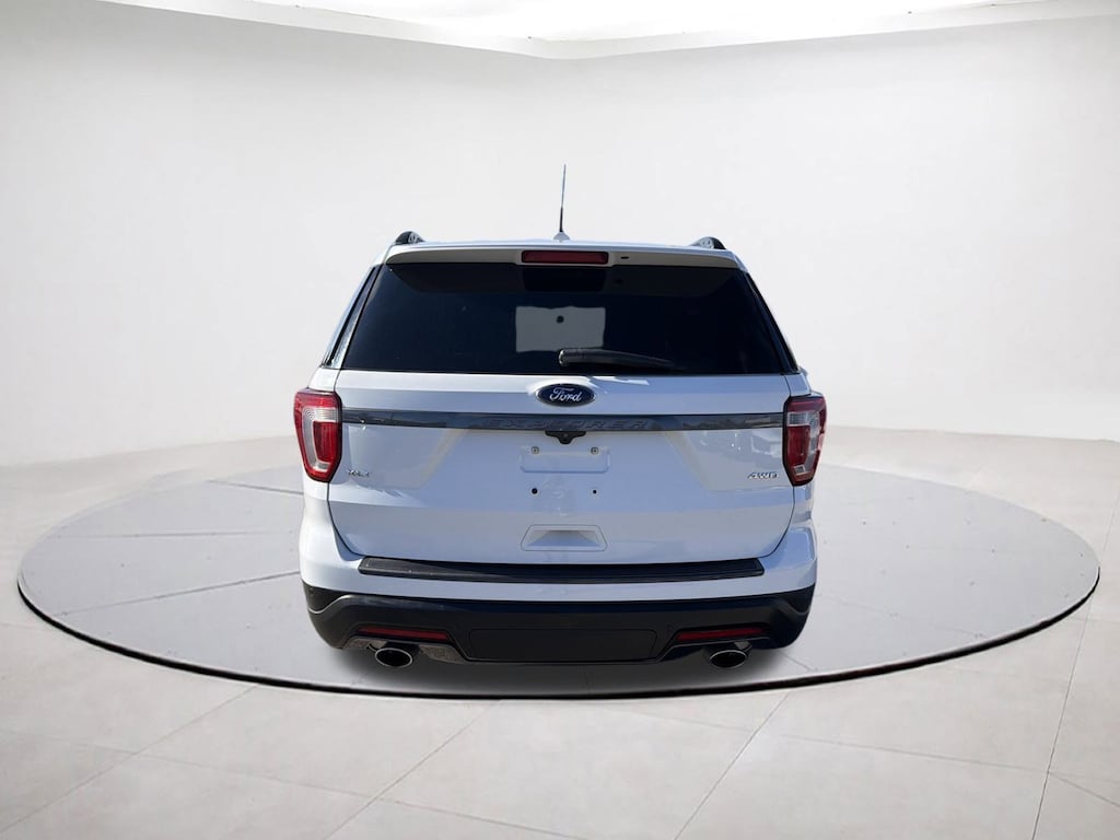 Used 2018 Ford Explorer XLT XLT 4WD