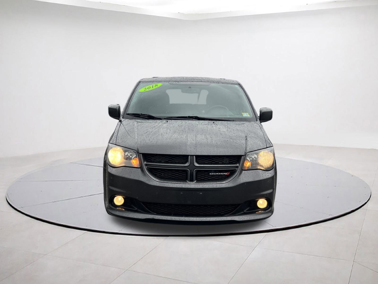 2018 Dodge Grand Caravan GT photo 2