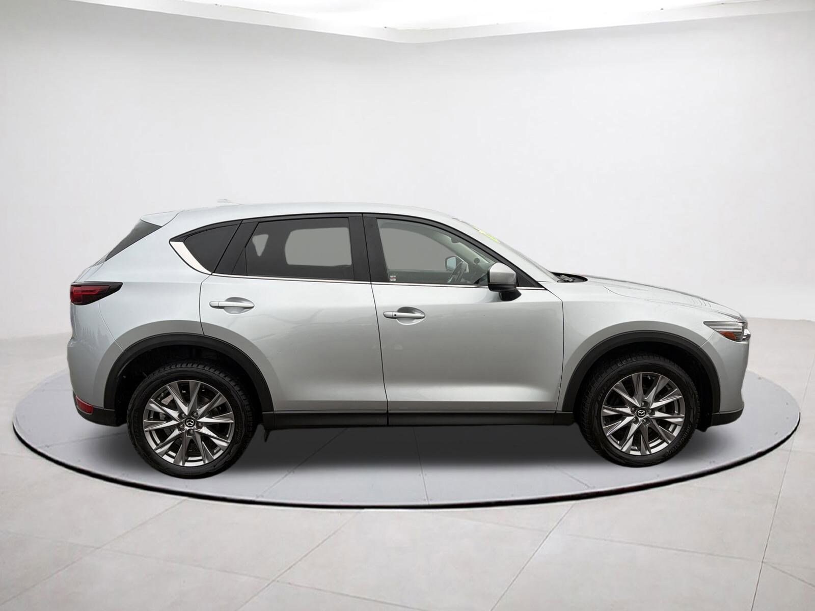 2019 Mazda CX-5 Grand Touring photo 2
