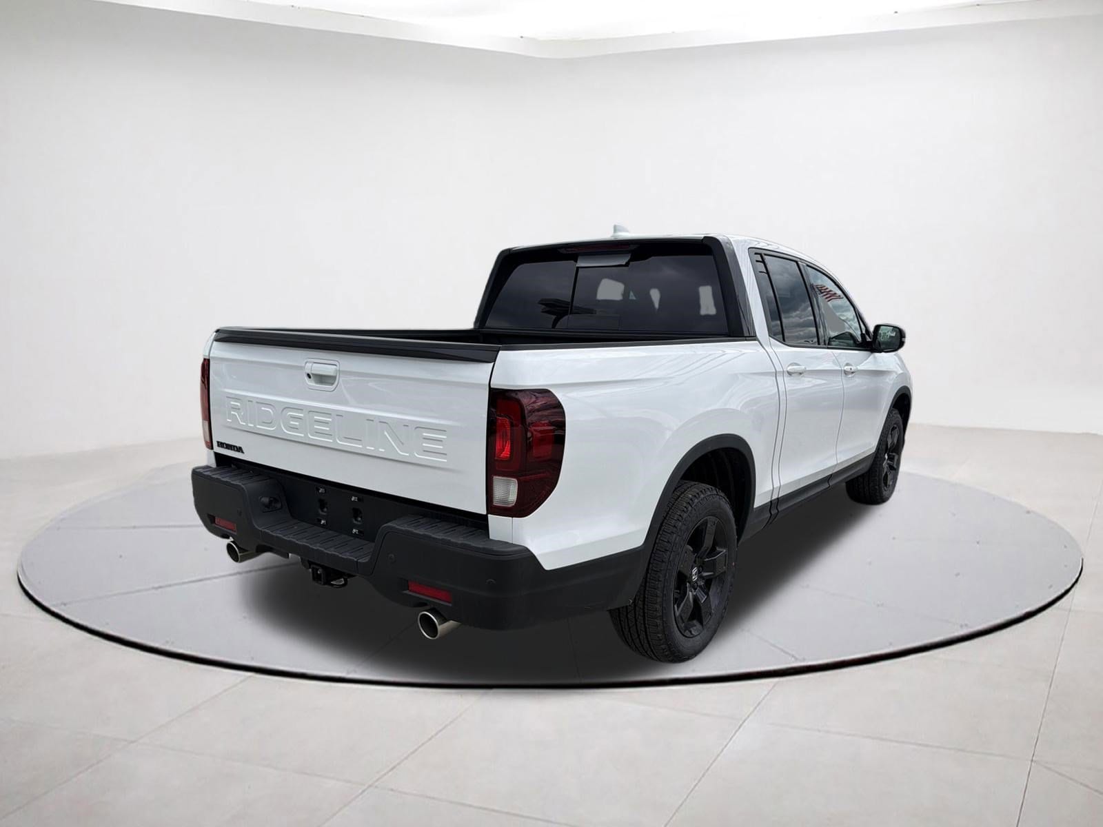 2026 Honda Ridgeline Black Edition - Photo 3