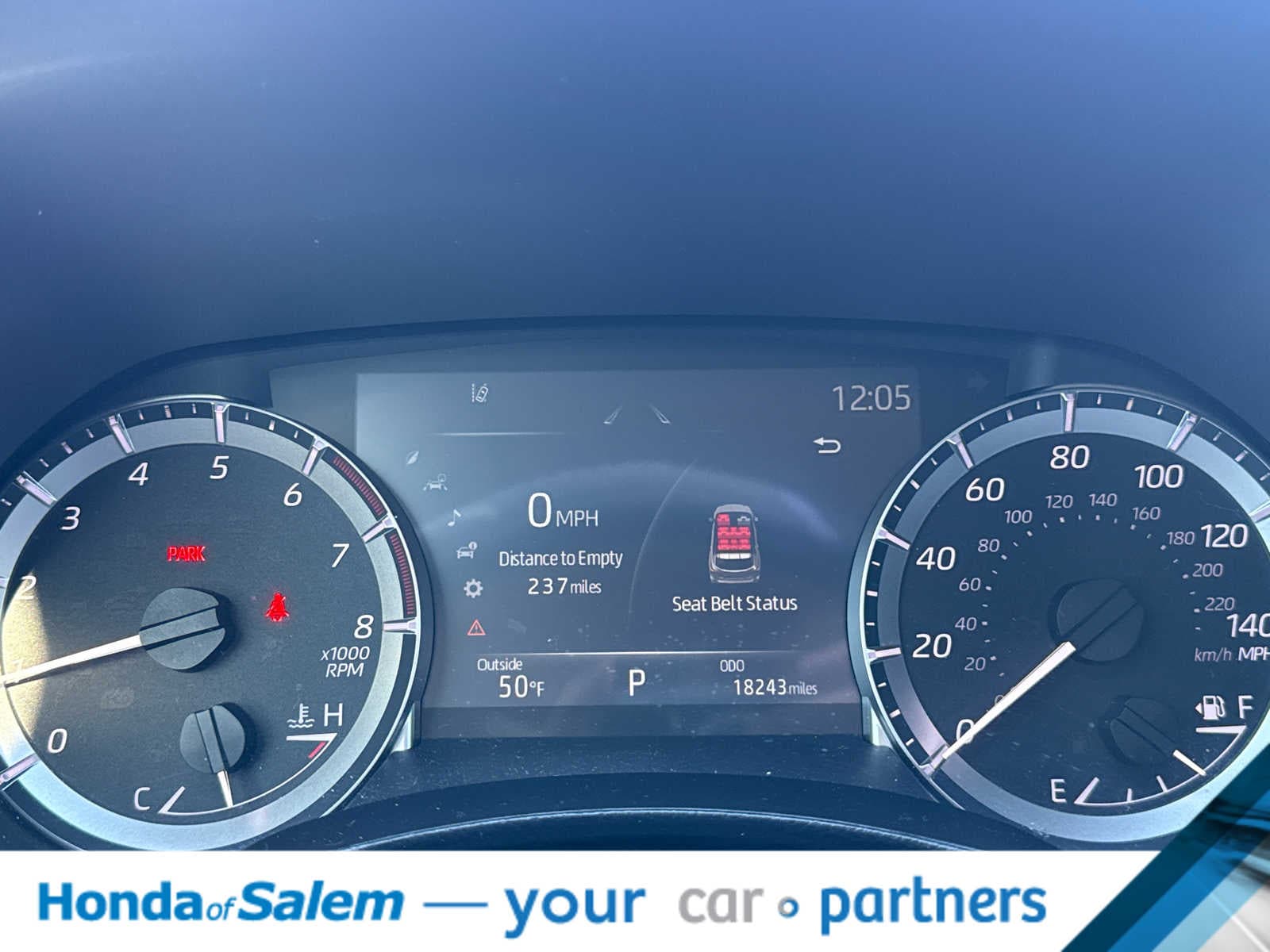 Thumbnail: 2023 Toyota Highlander - 17