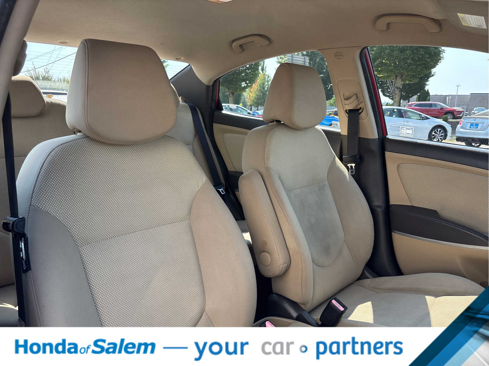 2013 Hyundai Accent GLS - Photo 14