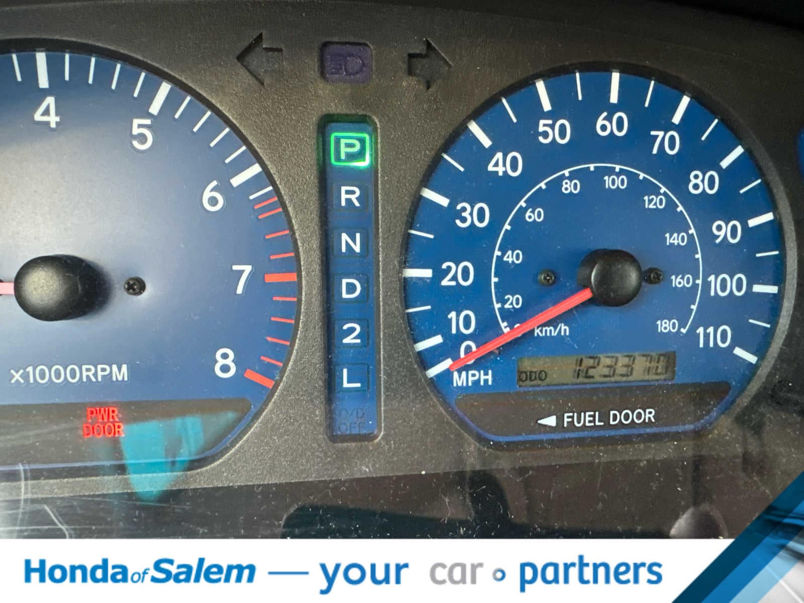 Thumbnail: 2001 Toyota Sienna - 10