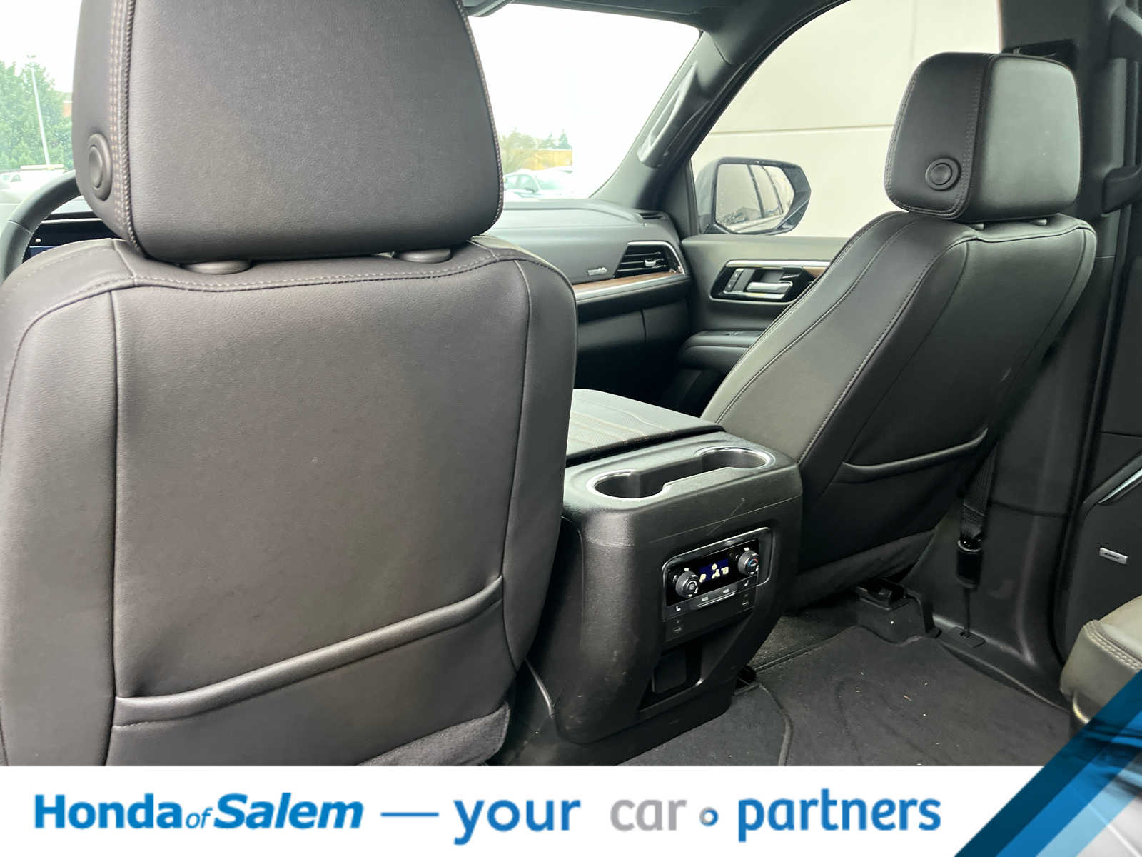 Thumbnail: 2025 Chevrolet Tahoe - 12