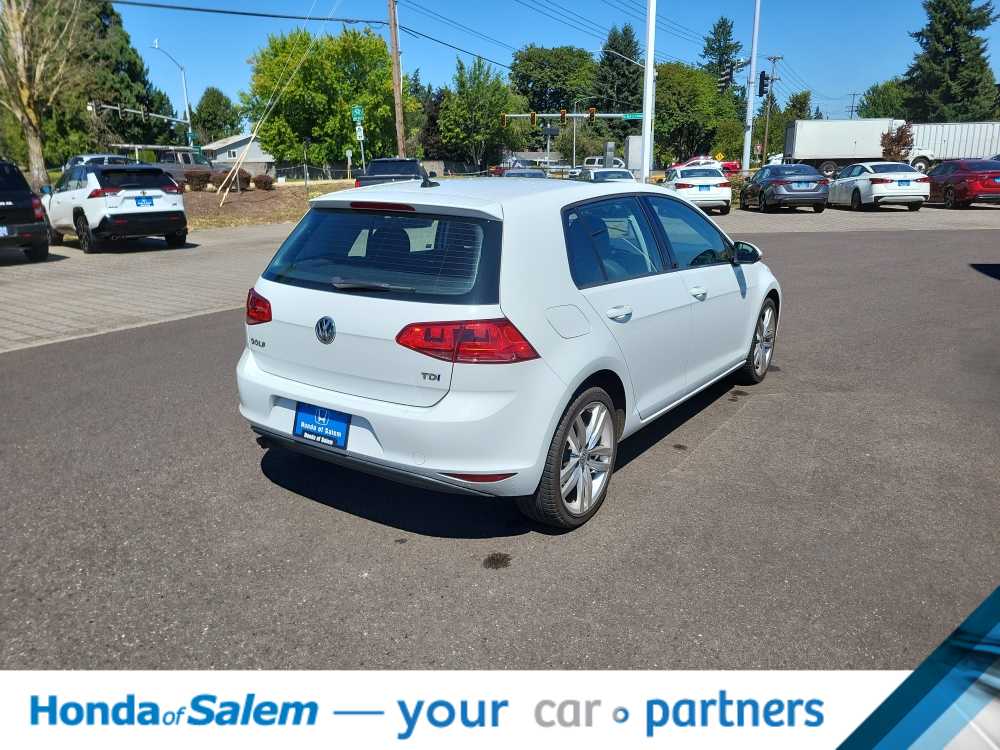 Thumbnail: 2015 Volkswagen Golf - 22