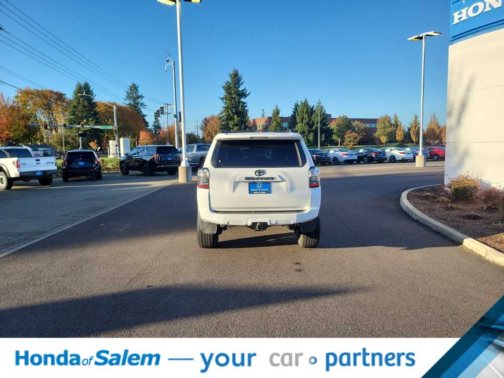 Thumbnail: 2021 Toyota 4Runner - 5