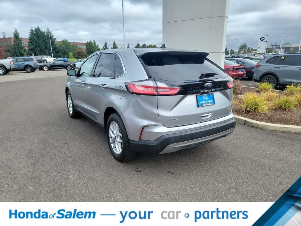 2024 Ford Edge SEL photo 4