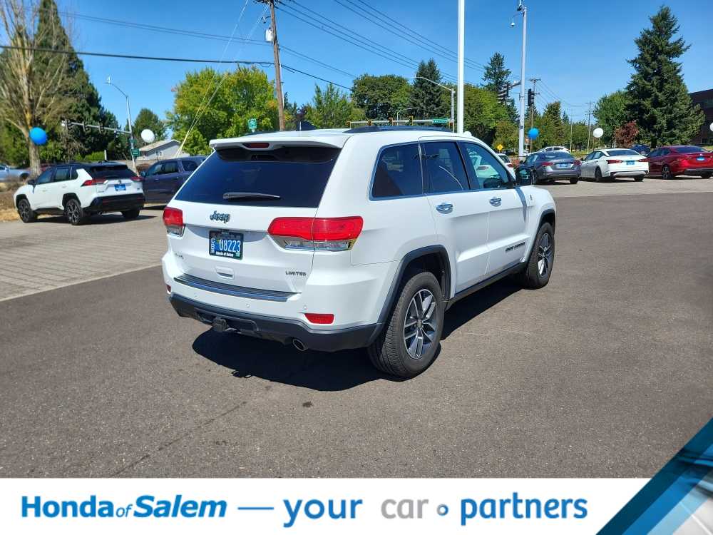 Thumbnail: 2018 Jeep Grand Cherokee - 22