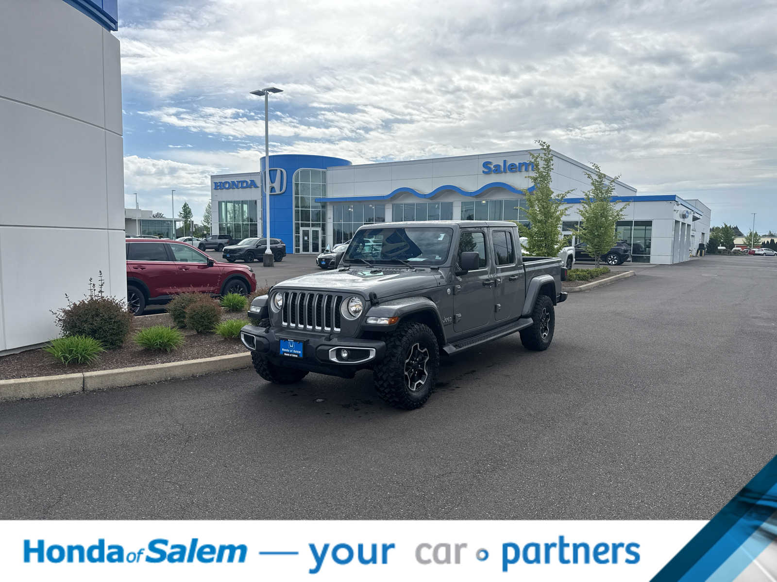 Thumbnail: 2021 Jeep Gladiator - 1