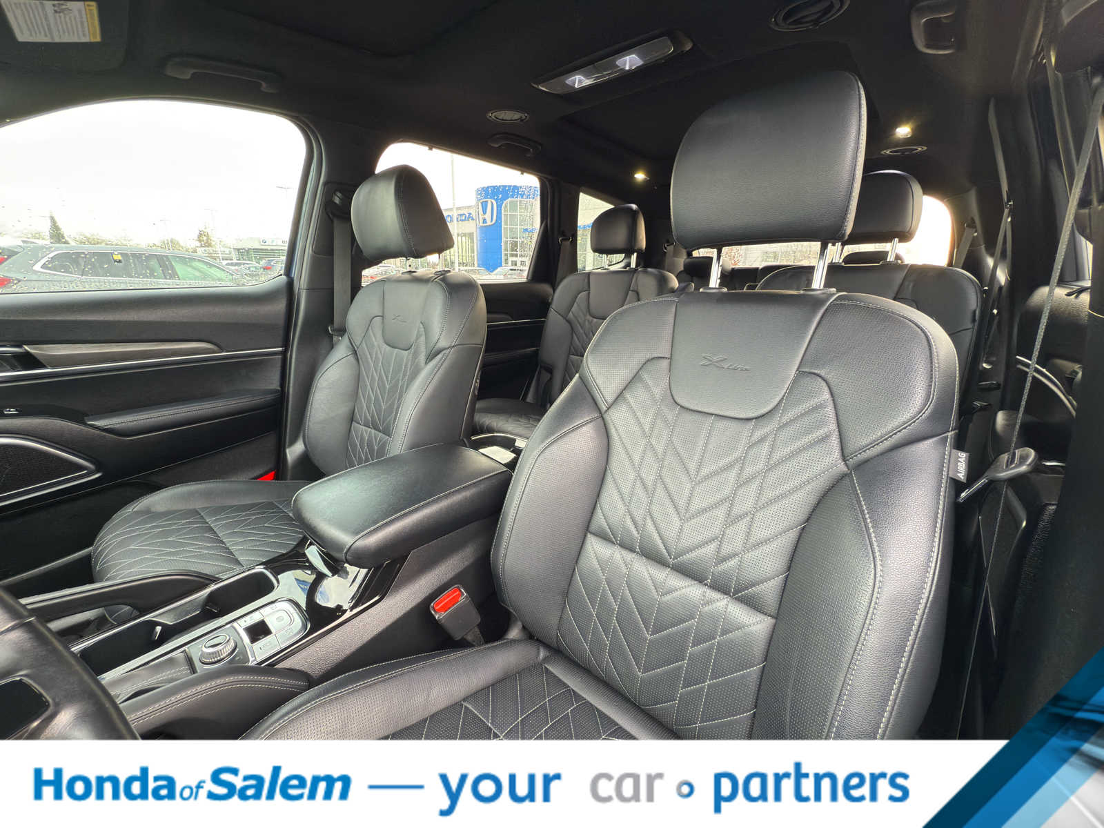 Thumbnail: 2023 Kia Telluride - 13