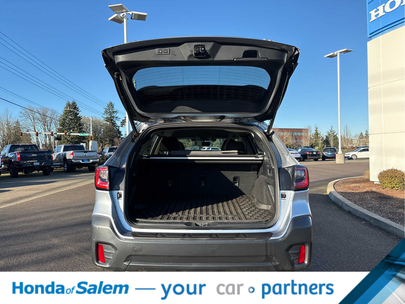 Thumbnail: 2022 Subaru Outback - 23