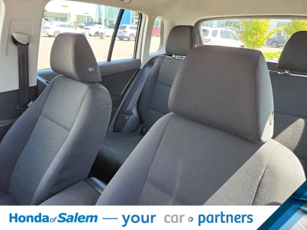 2013 Volkswagen Tiguan S 11