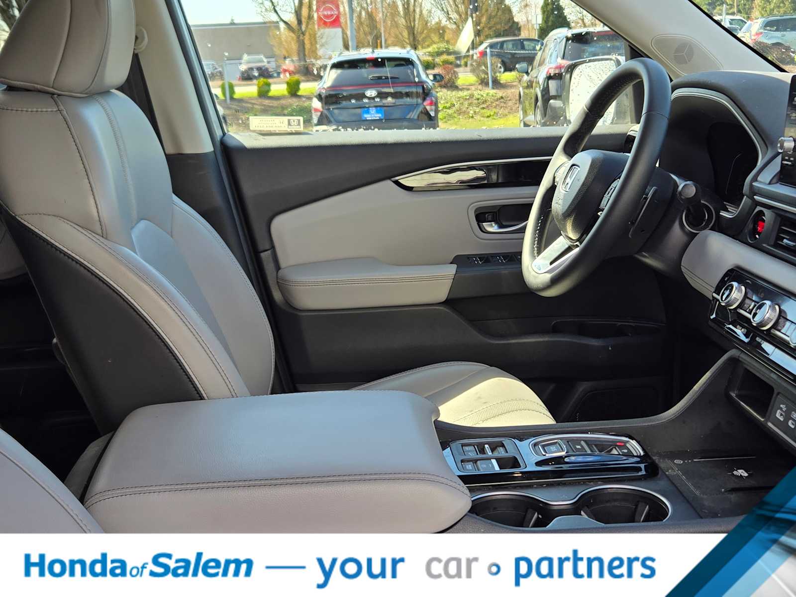 Thumbnail: 2025 Honda Pilot - 13