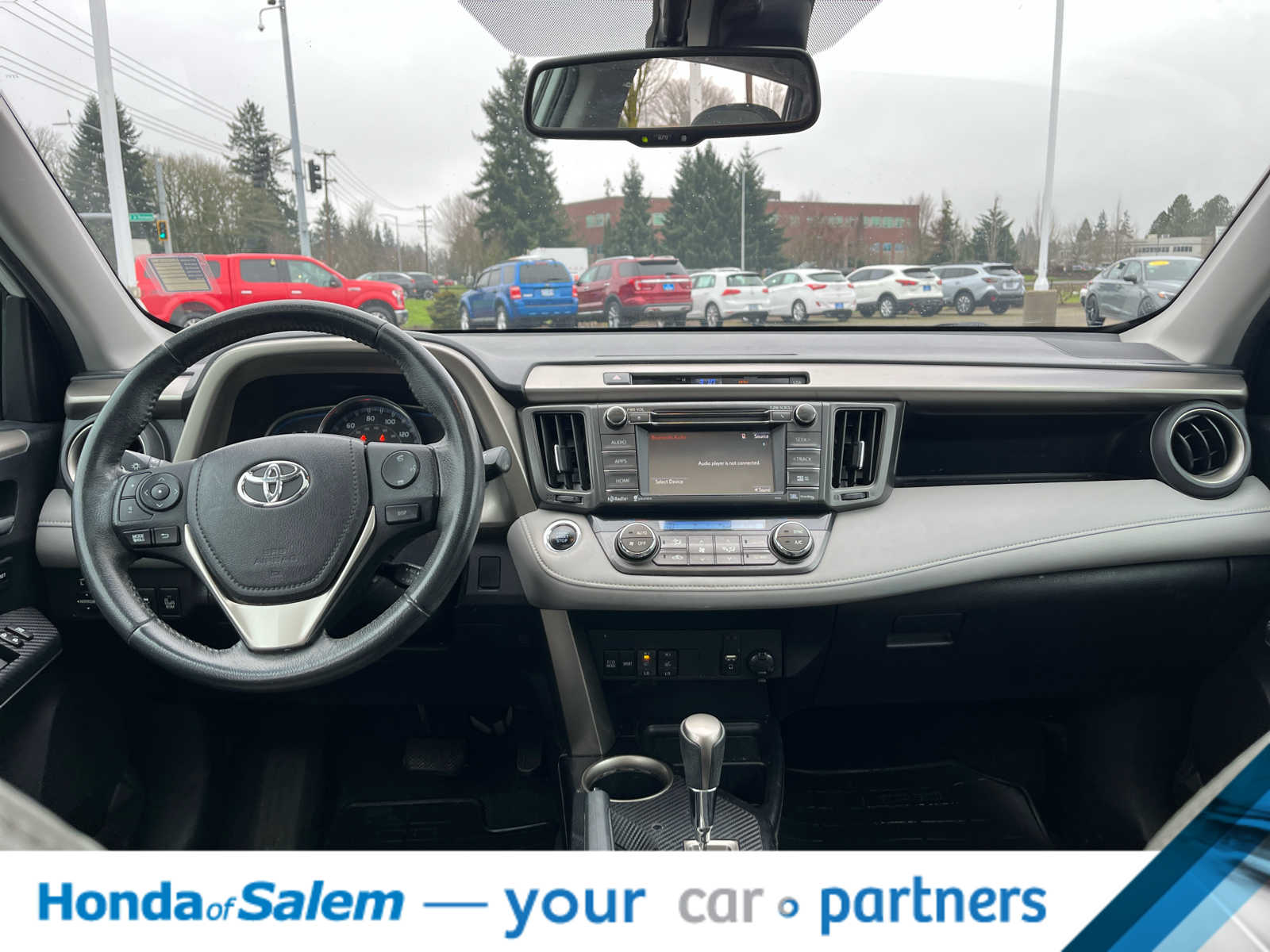 Thumbnail: 2015 Toyota RAV4 - 10