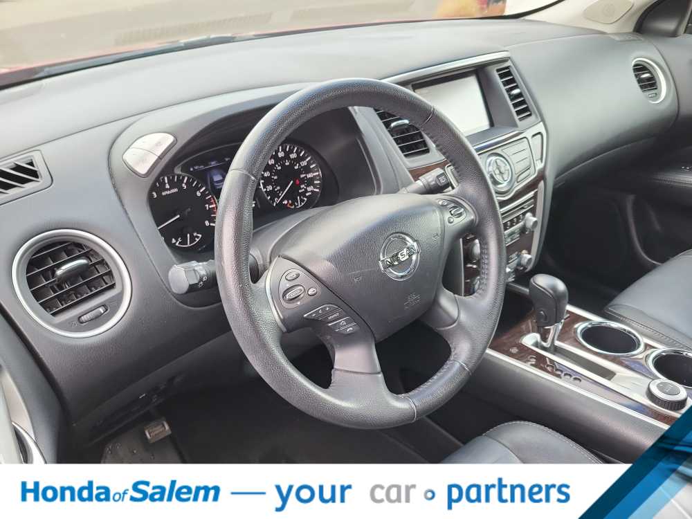 Thumbnail: 2013 Nissan Pathfinder - 2
