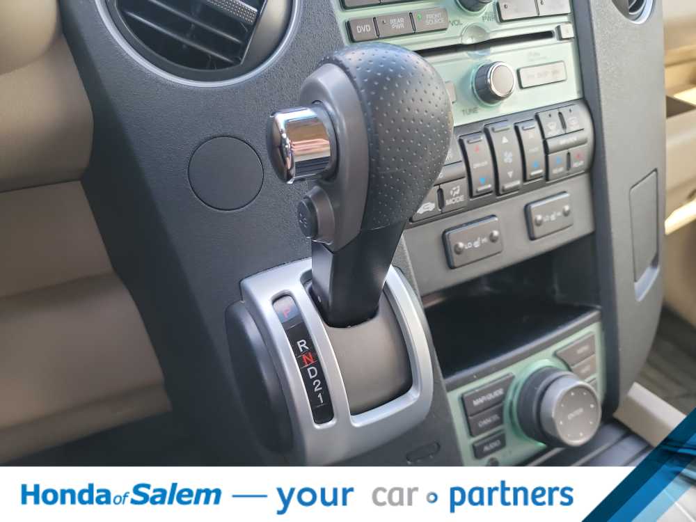 2011 Honda Pilot Touring 17