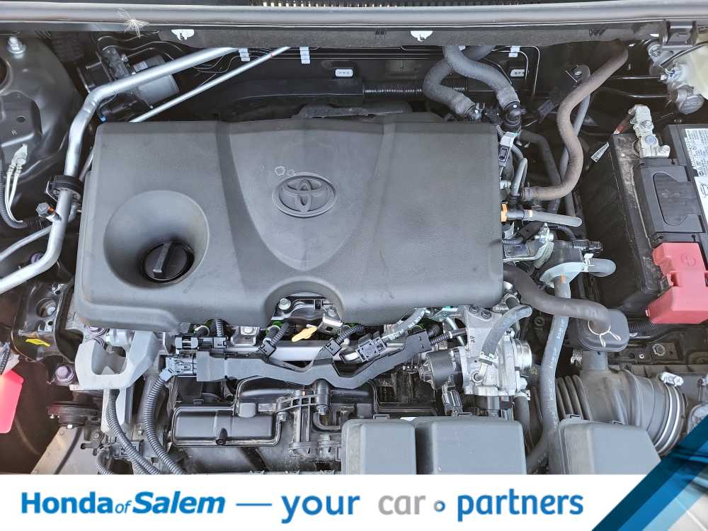 Thumbnail: 2022 Toyota RAV4 - 9