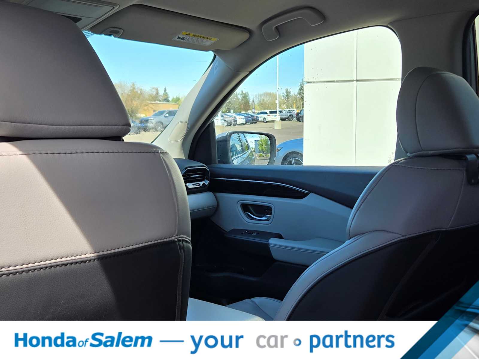 Thumbnail: 2025 Honda Pilot - 11