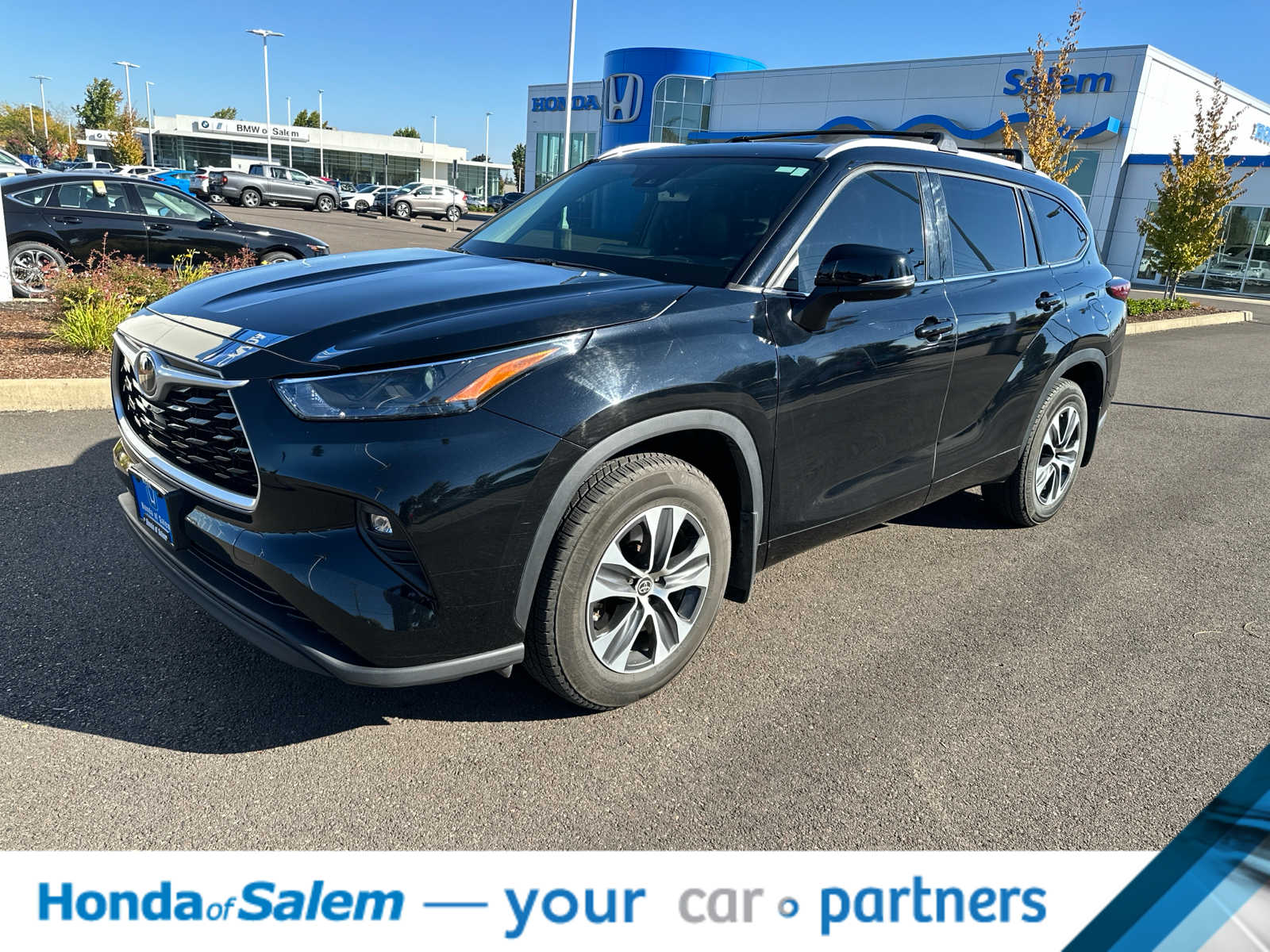 2022 Toyota Highlander XLE -
                Salem, OR