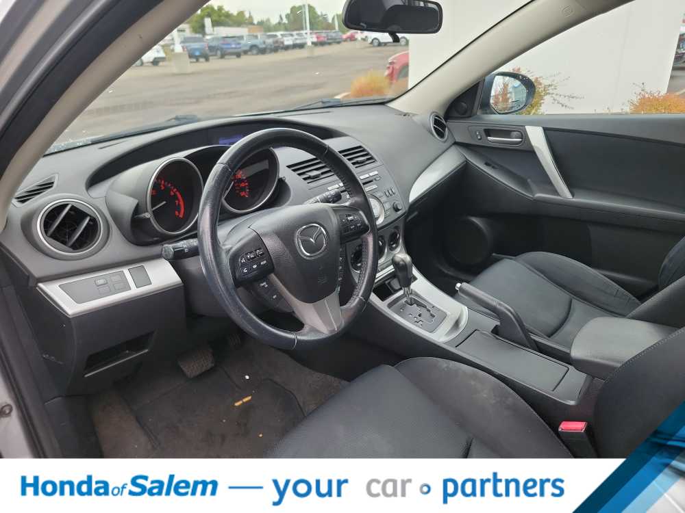 2011 Mazda Mazda3 Sport photo 2