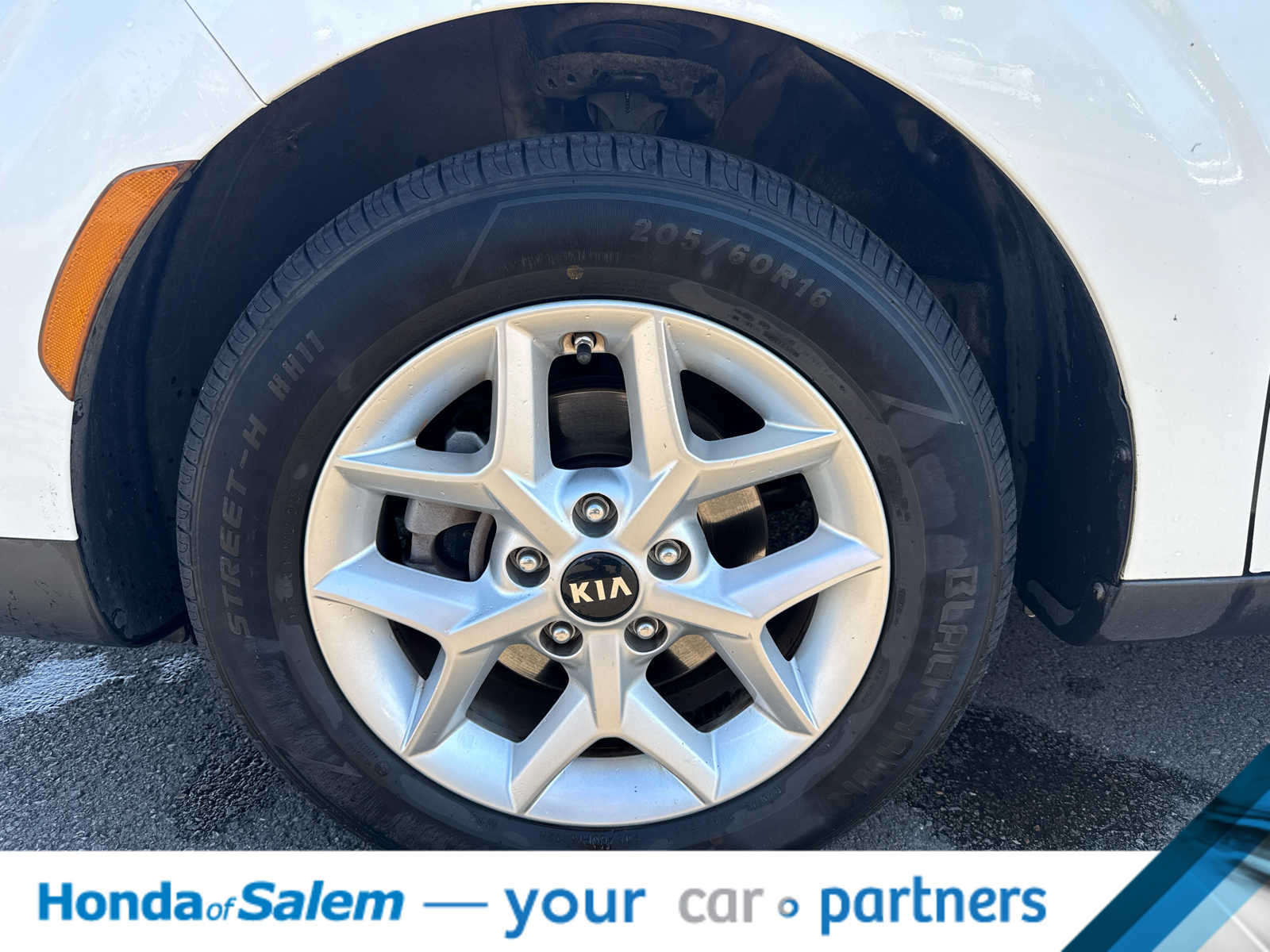 Thumbnail: 2020 Kia Soul - 8