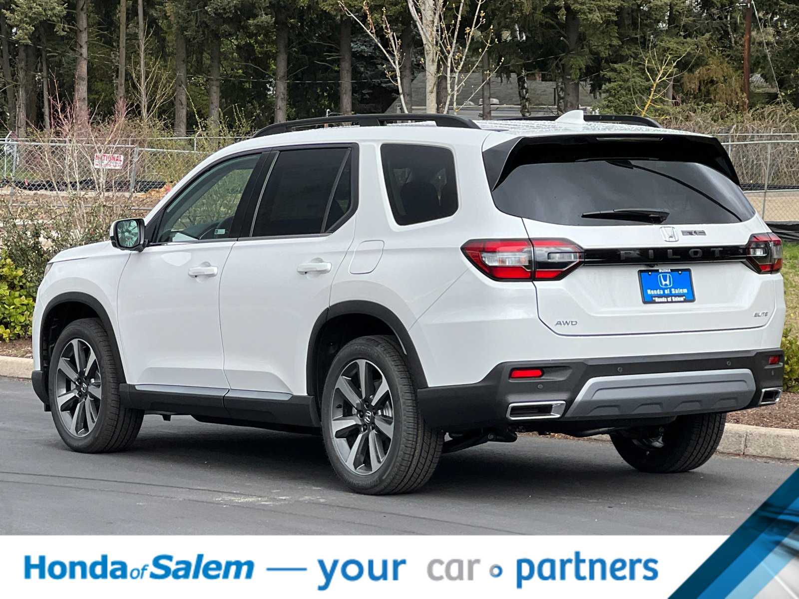 Thumbnail: 2025 Honda Pilot - 6
