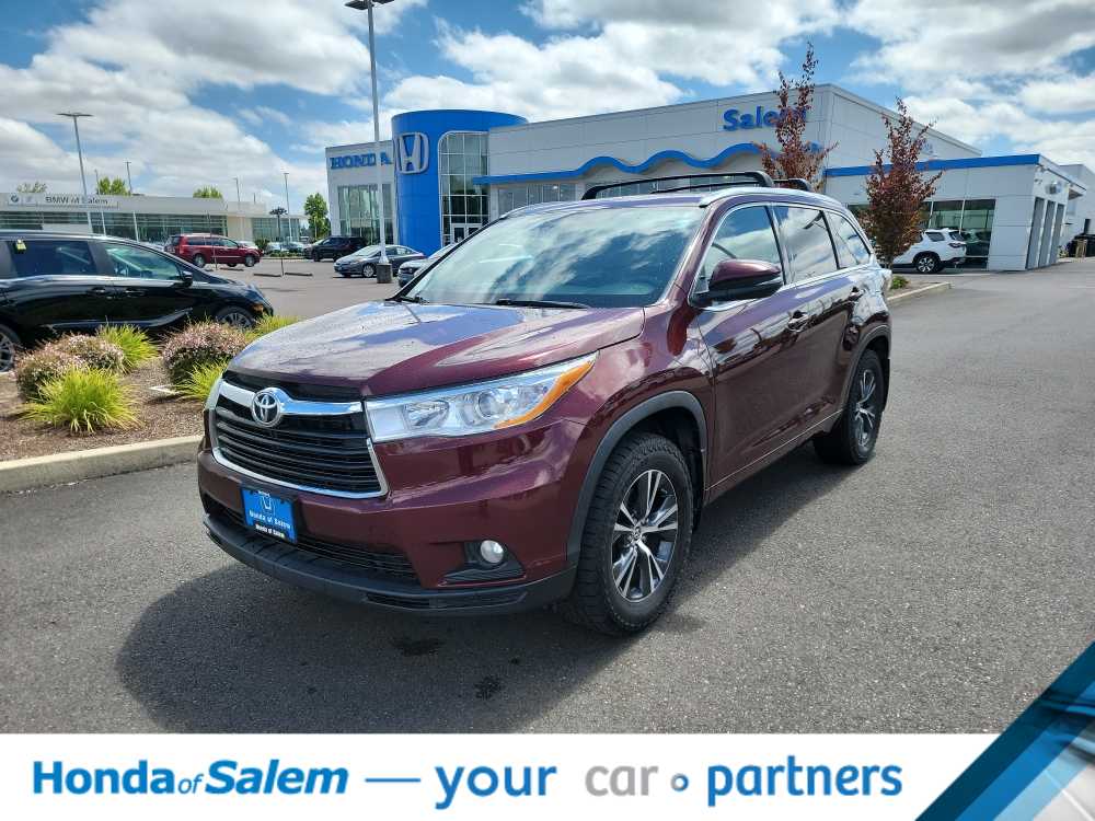 Thumbnail: 2016 Toyota Highlander - 1
