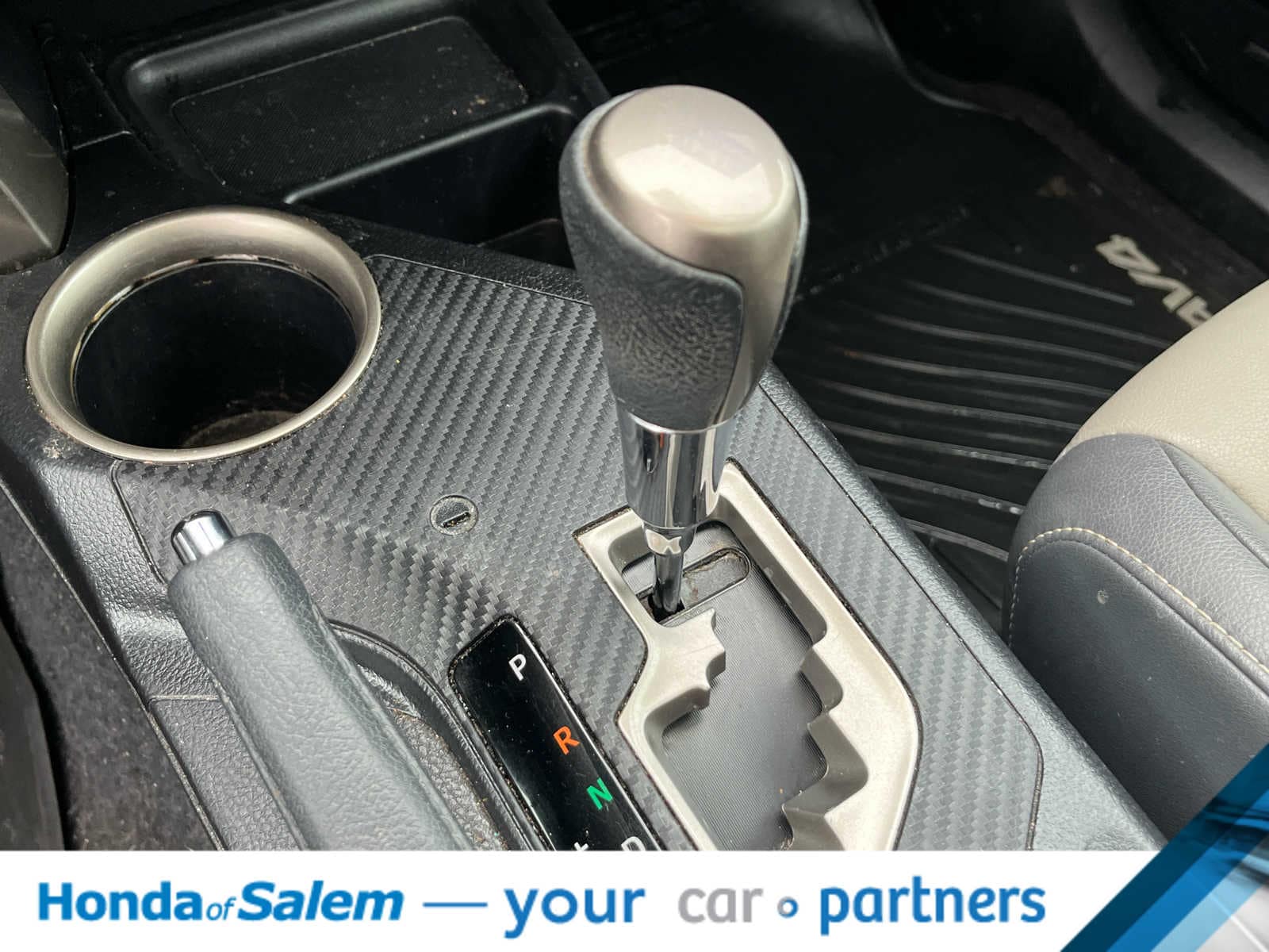 Thumbnail: 2015 Toyota RAV4 - 17