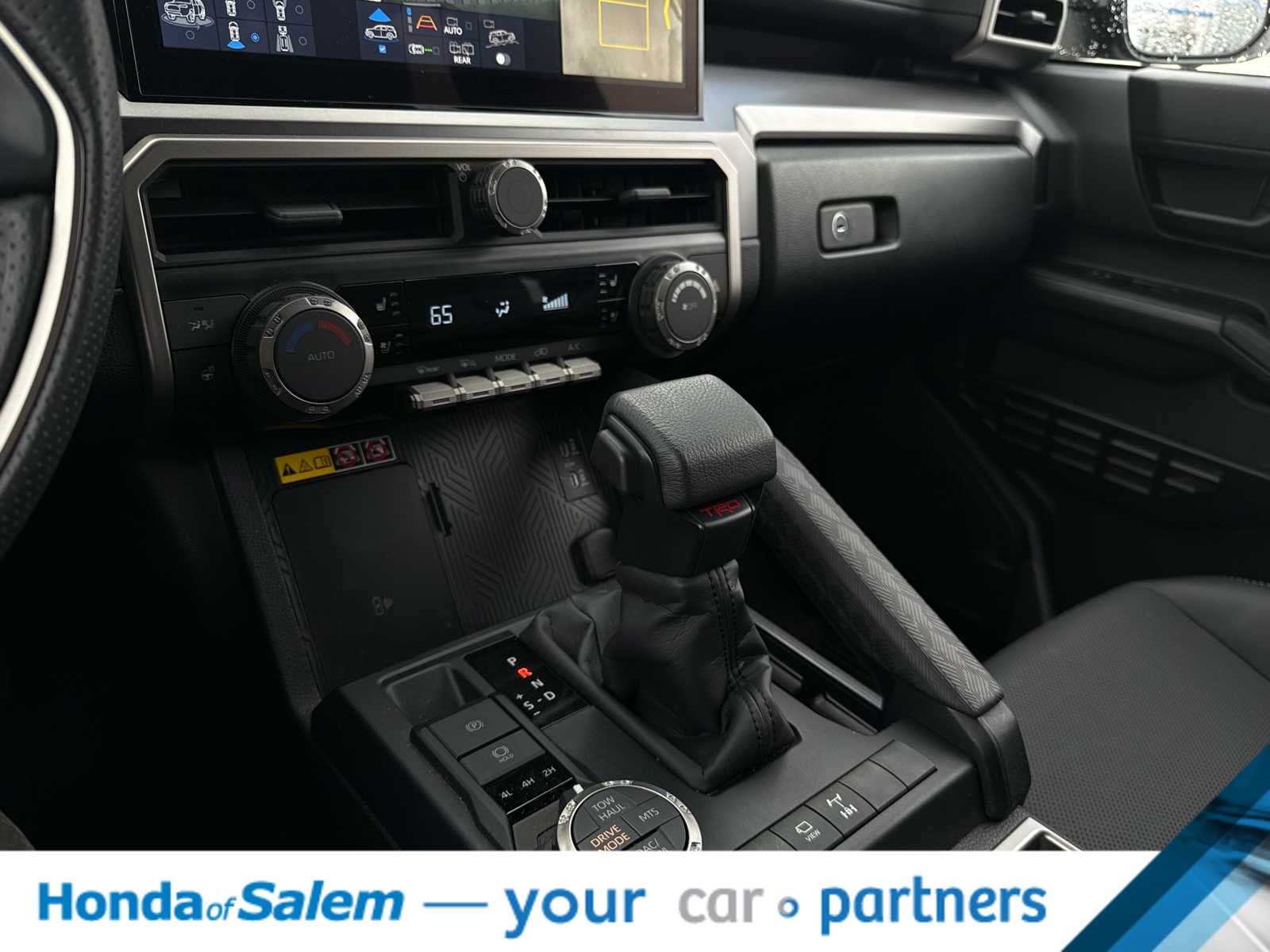 Thumbnail: 2025 Toyota 4Runner - 17