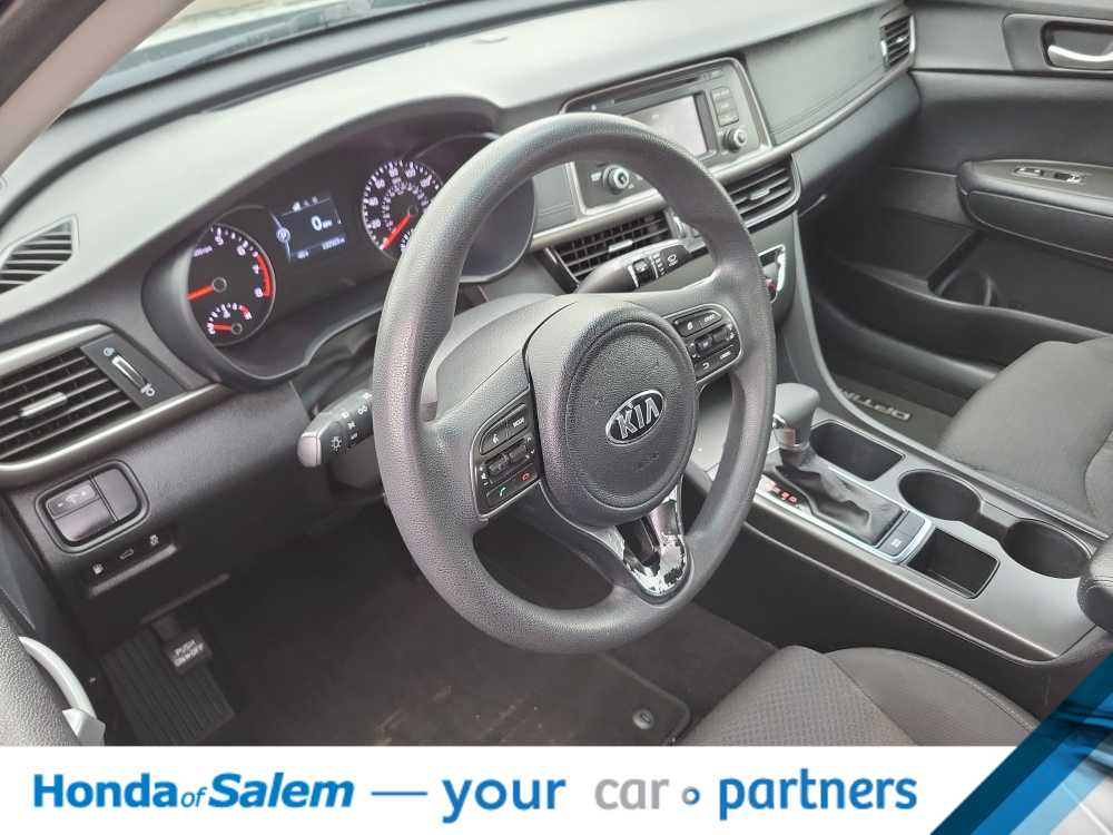 Thumbnail: 2016 Kia Optima - 2