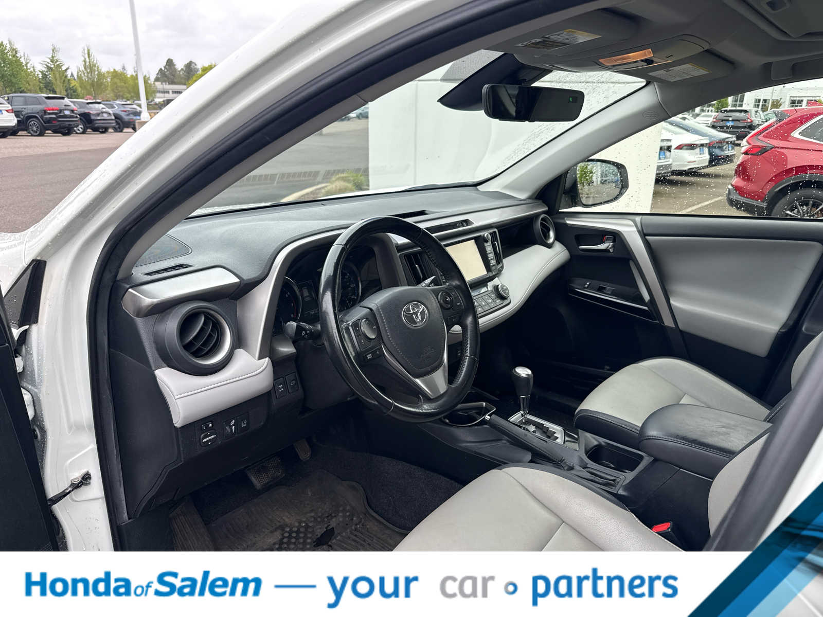 Thumbnail: 2018 Toyota RAV4 - 2