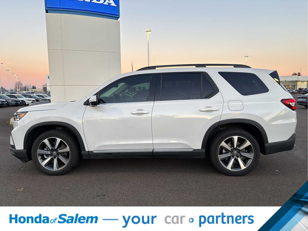 Used 2024 Honda Pilot Elite SUV