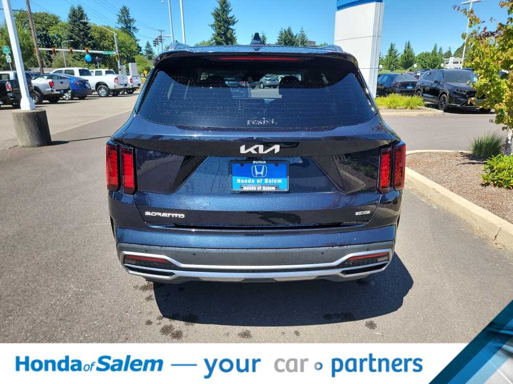 Thumbnail: 2023 Kia Sorento - 5