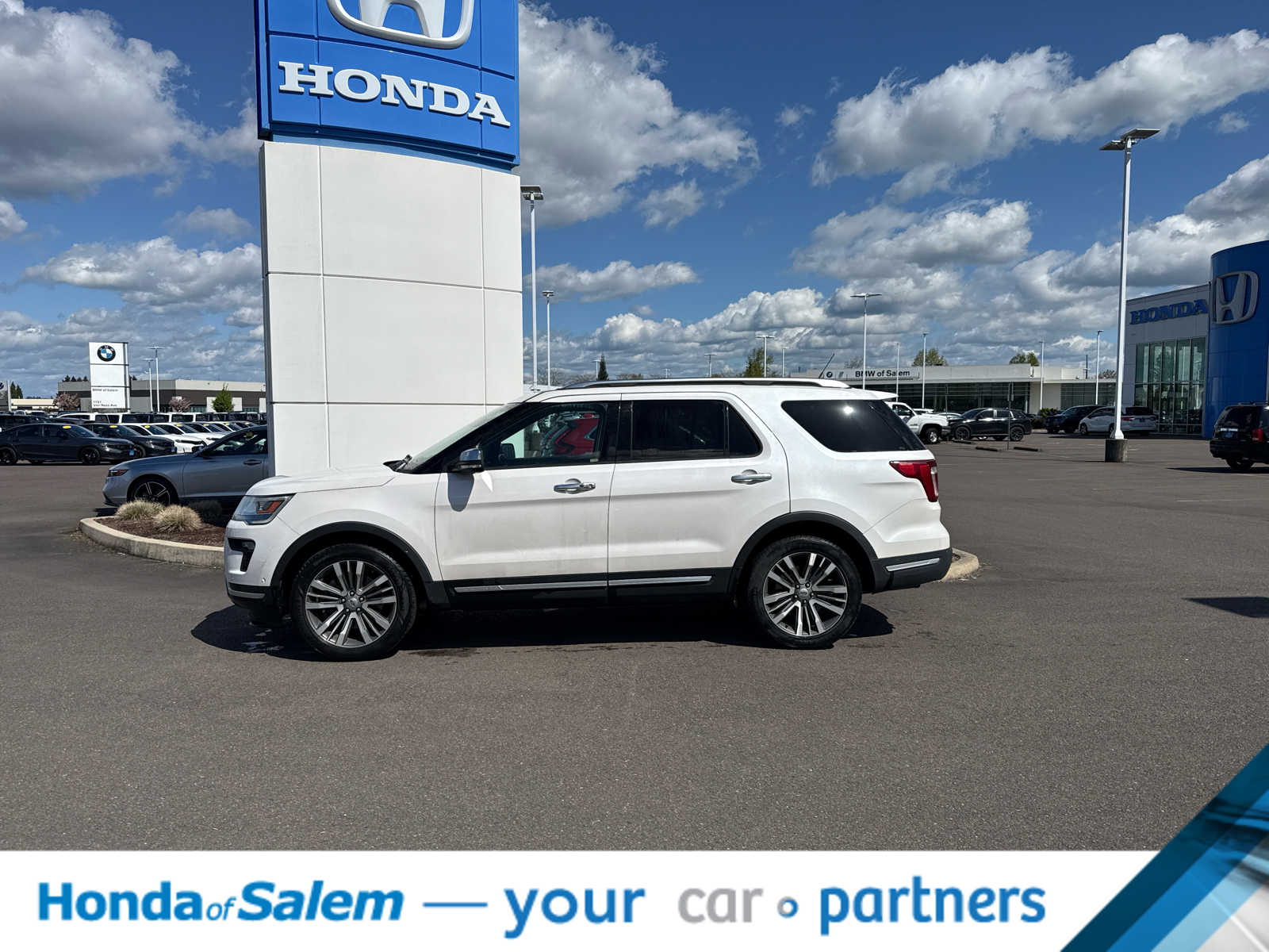 Thumbnail: 2018 Ford Explorer - 3