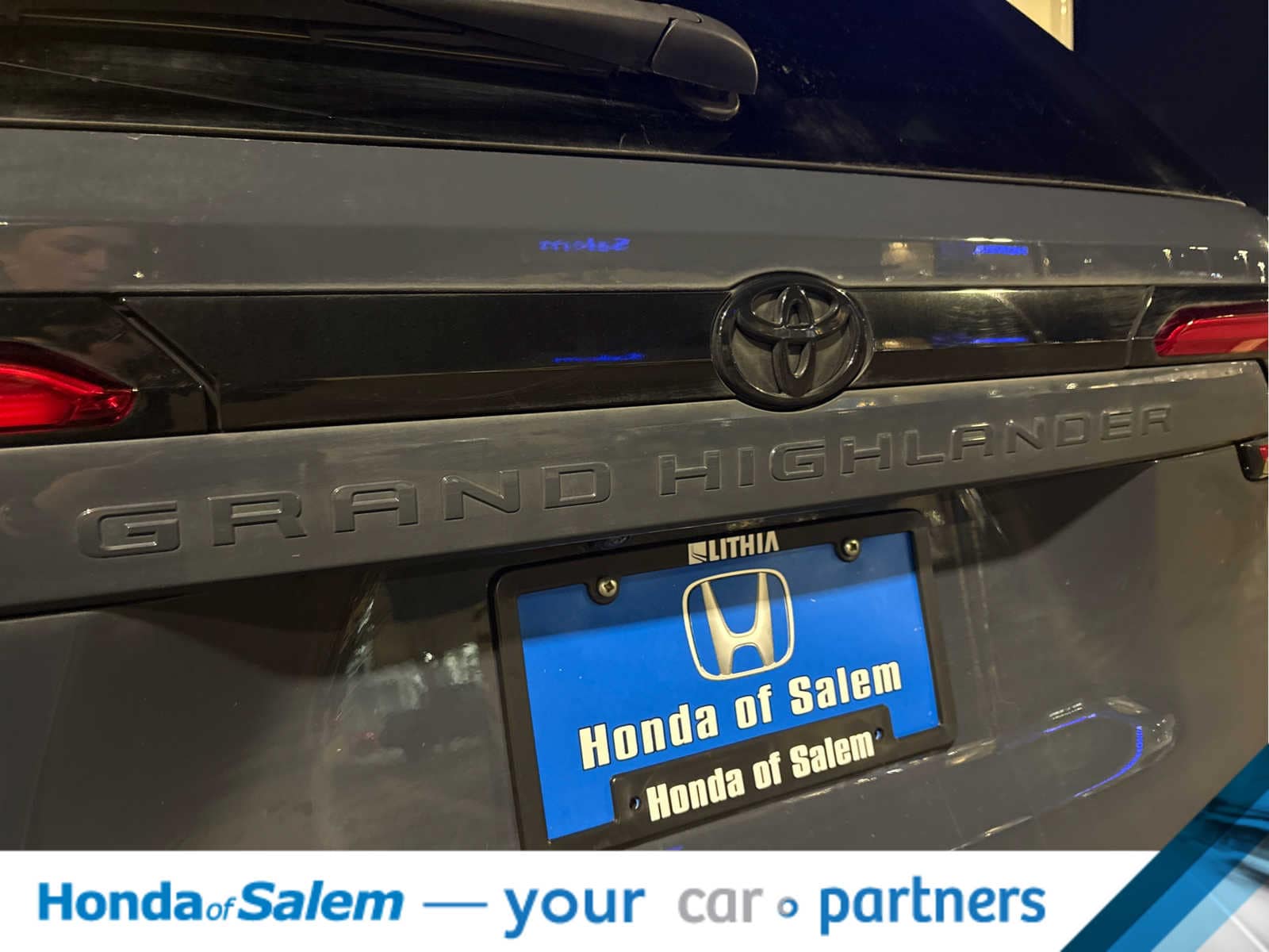 Thumbnail: 2024 Toyota Grand Highlander - 12