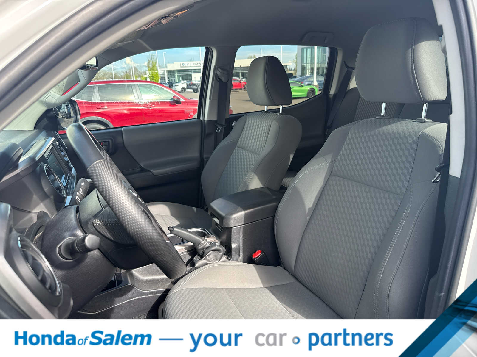 Thumbnail: 2021 Toyota Tacoma - 11