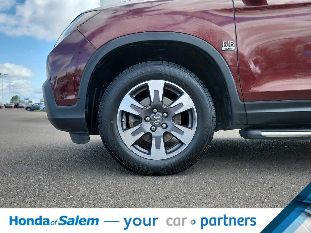Thumbnail: 2017 Honda Ridgeline - 8