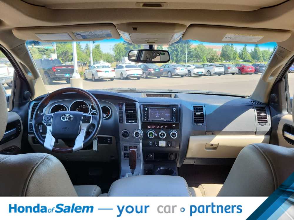 Thumbnail: 2017 Toyota Sequoia - 10