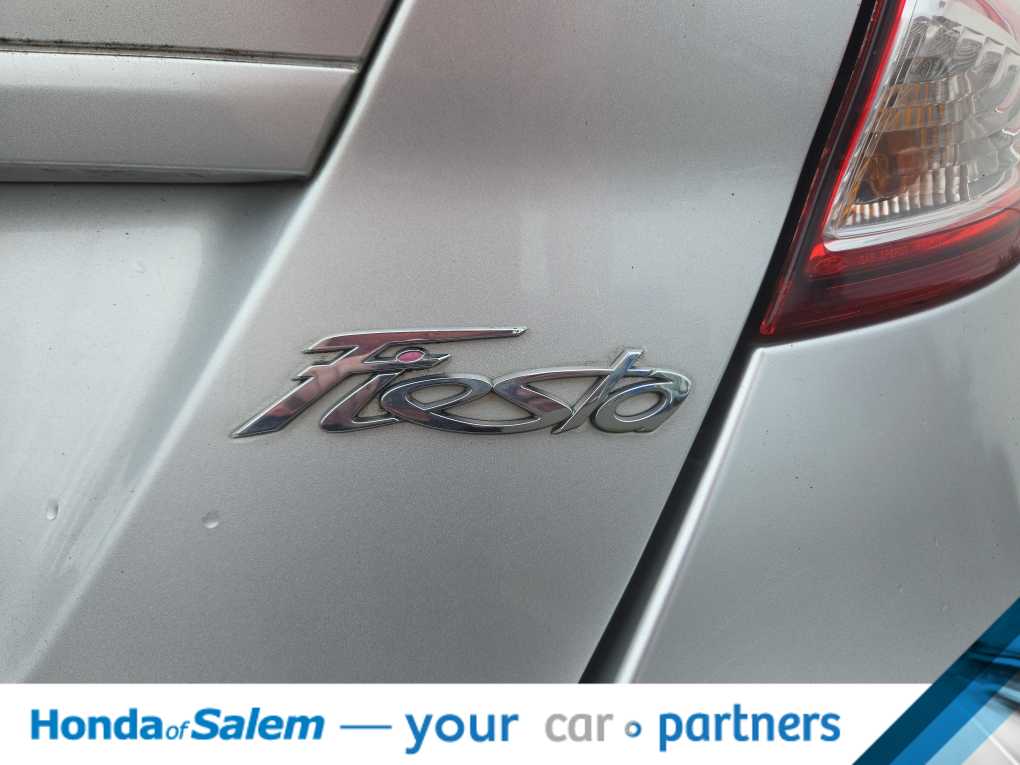 Thumbnail: 2015 Ford Fiesta - 17