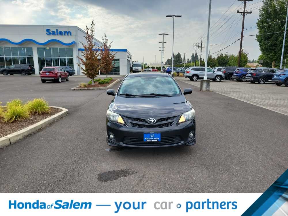 Thumbnail: 2013 Toyota Corolla - 6