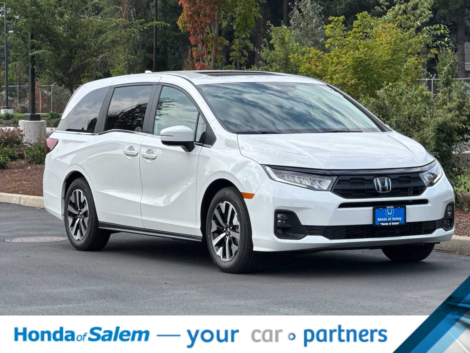 Thumbnail: 2026 Honda Odyssey - 9