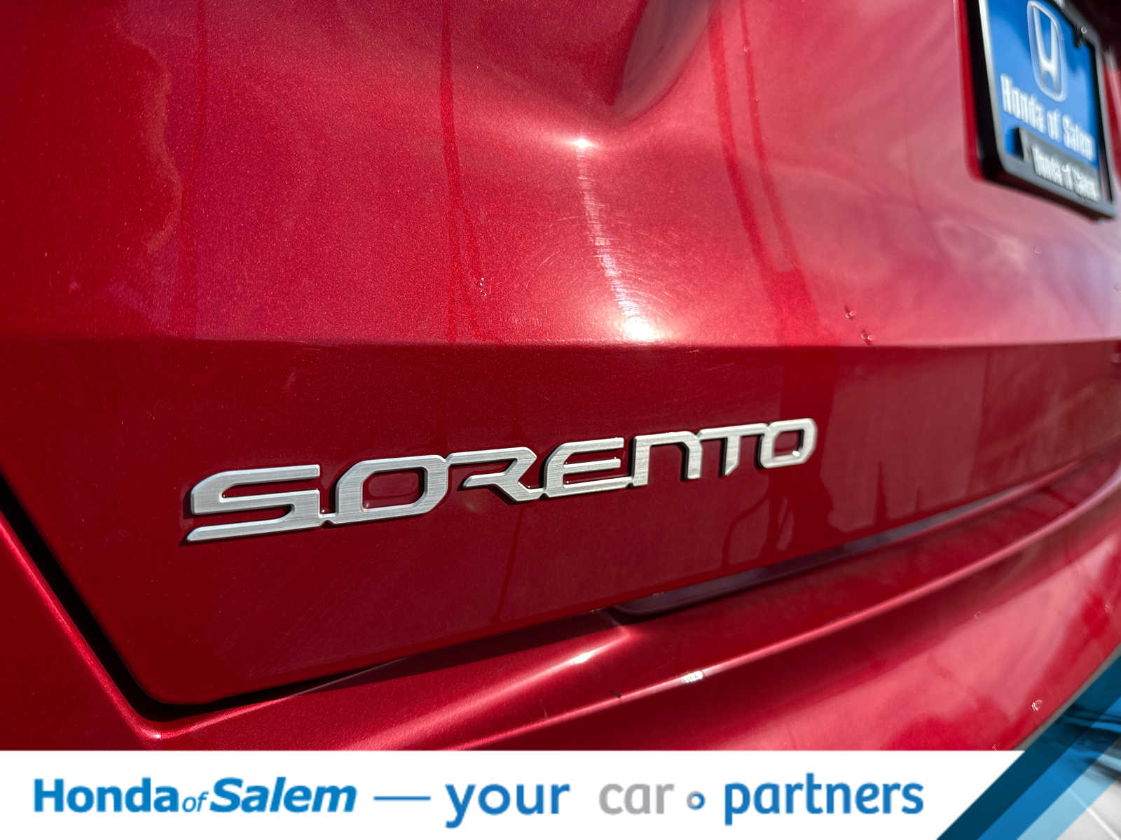 Thumbnail: 2023 Kia Sorento - 7