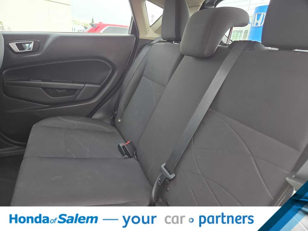 Thumbnail: 2015 Ford Fiesta - 10