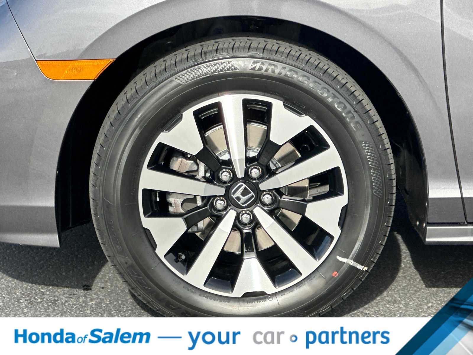 Thumbnail: 2026 Honda Odyssey - 27