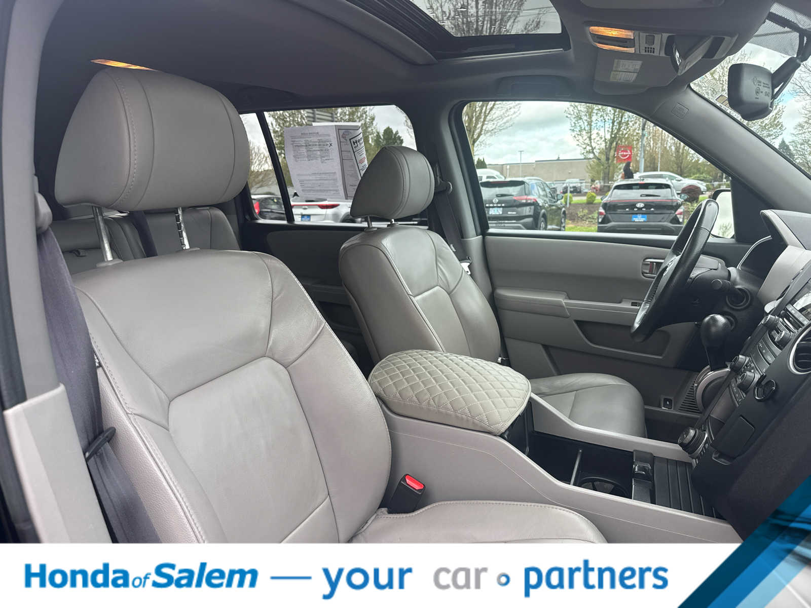 Thumbnail: 2015 Honda Pilot - 14