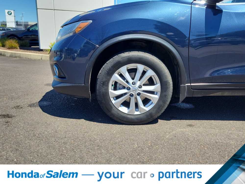 Thumbnail: 2016 Nissan Rogue - 8
