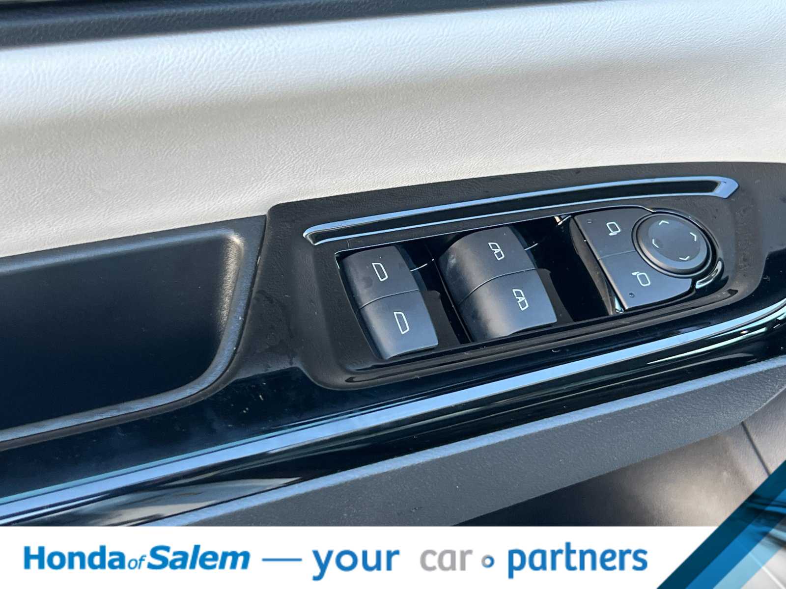 Thumbnail: 2026 Honda Prologue - 14