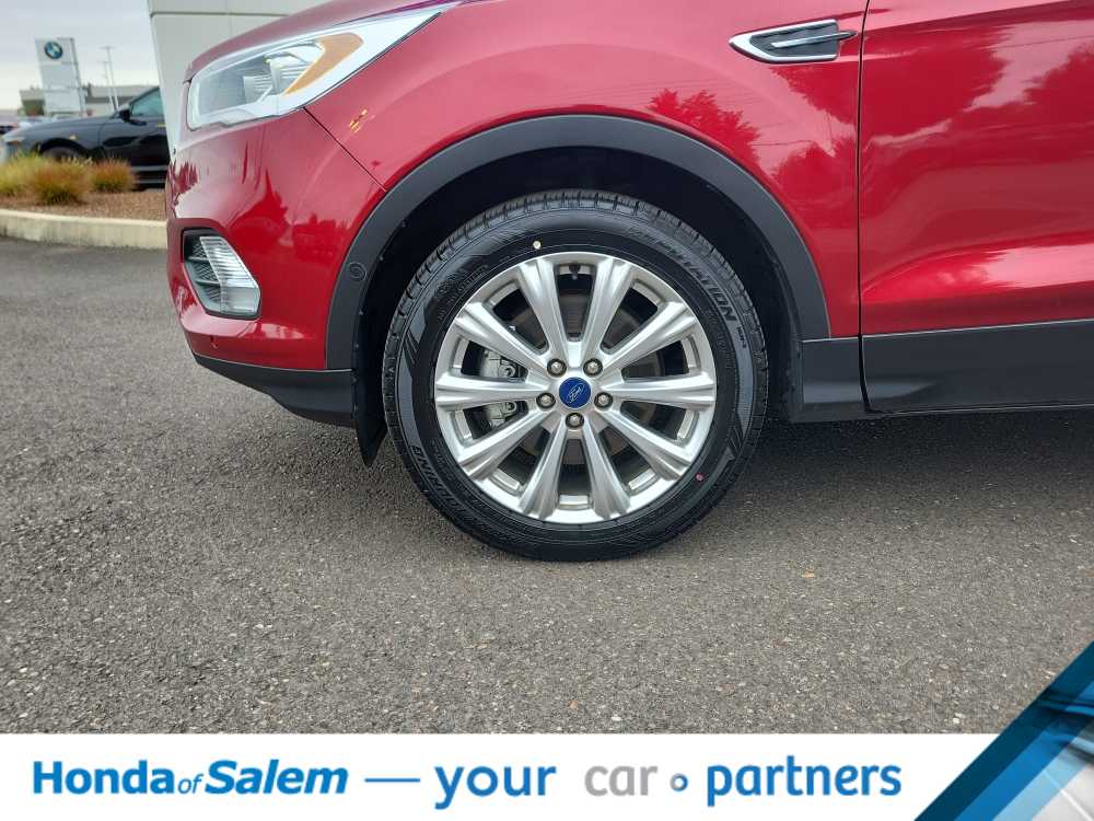 Thumbnail: 2018 Ford Escape - 8